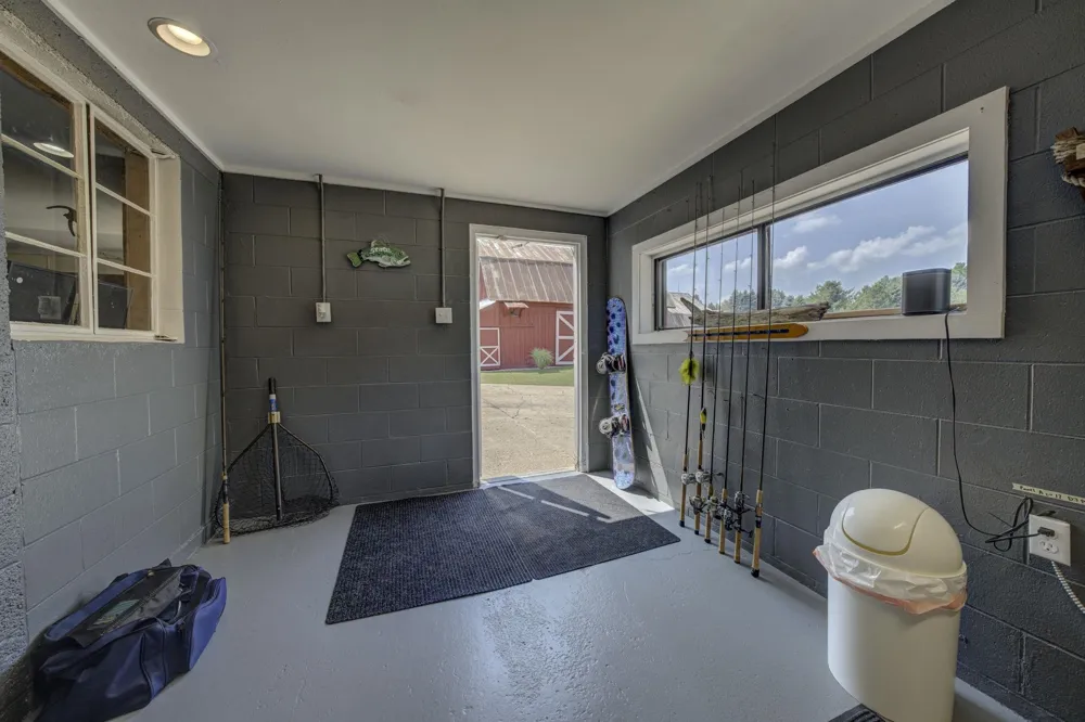 4135 Schoolcraft Kearney Township, MI 49615