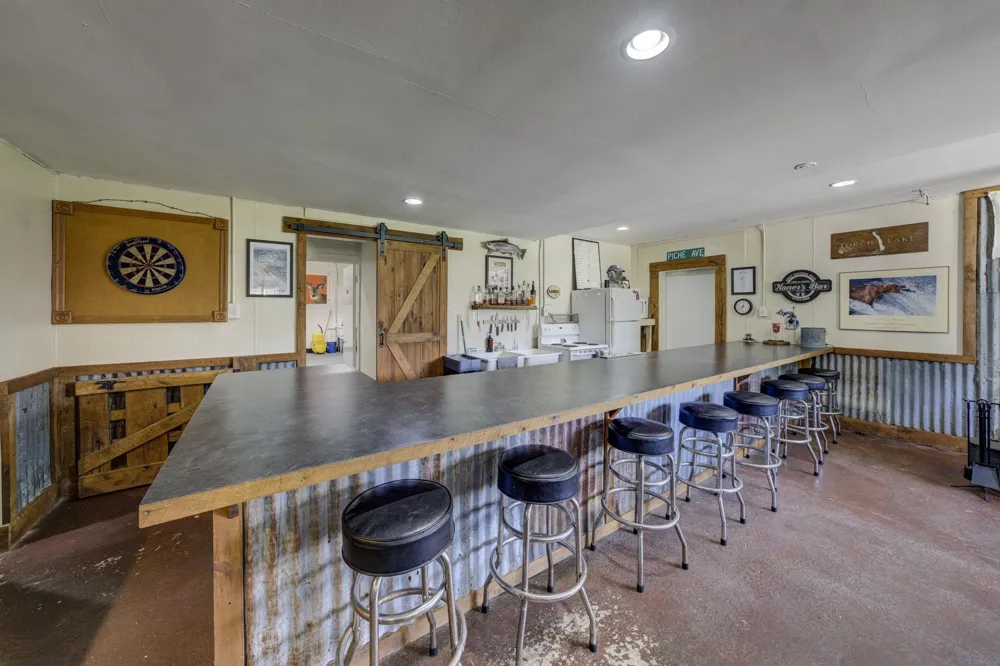 4135 Schoolcraft Kearney Township, MI 49615