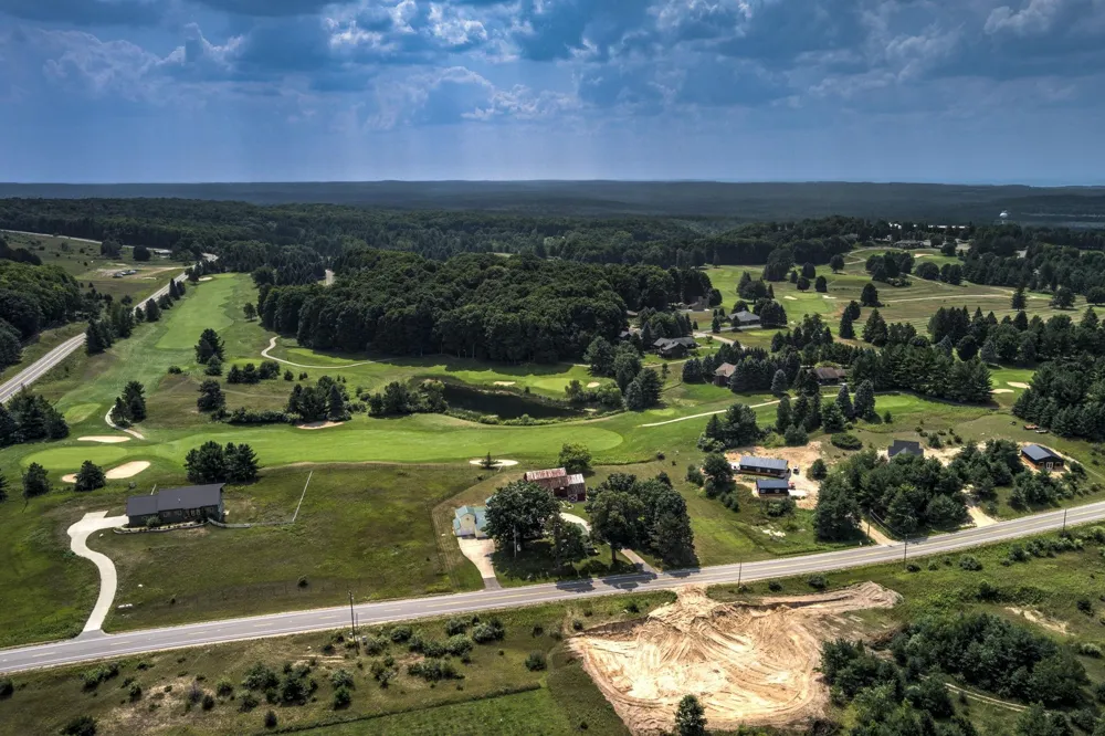 4135 Schoolcraft Kearney Township, MI 49615