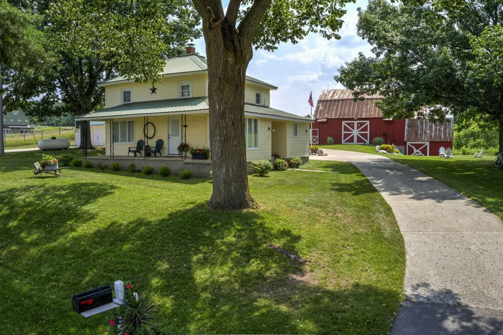 4135 Schoolcraft Kearney Township, MI 49615