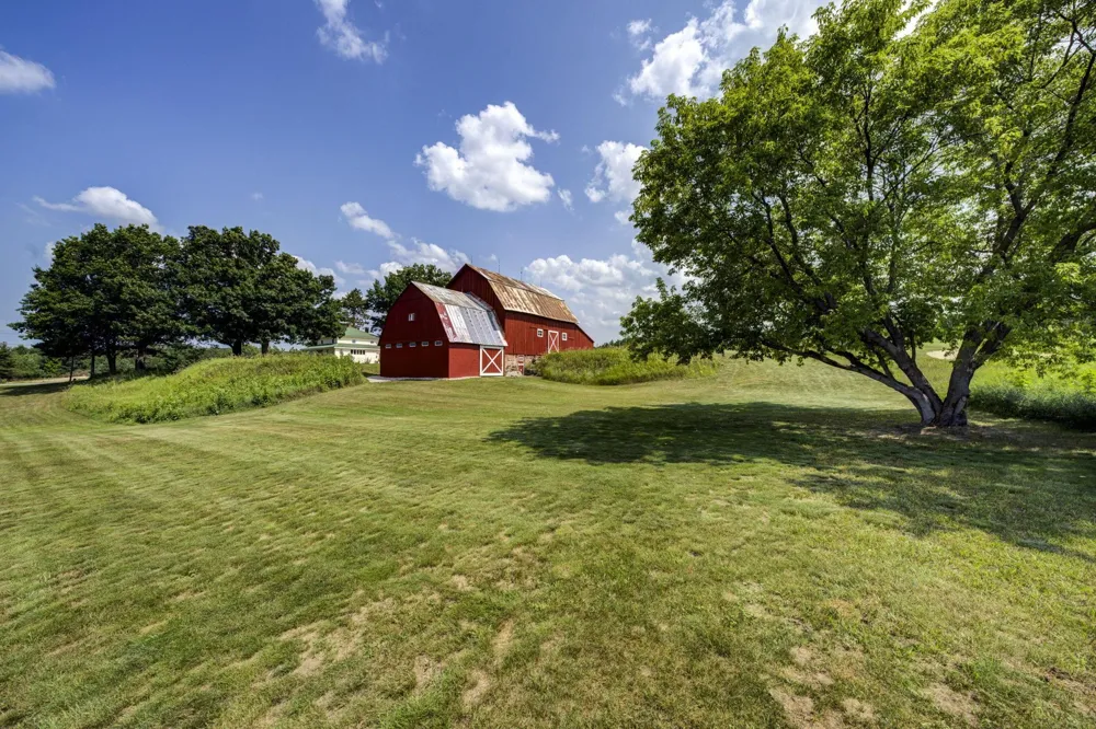 4135 Schoolcraft Kearney Township, MI 49615