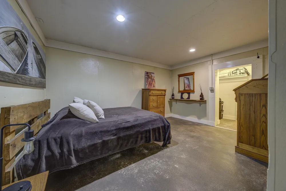4135 Schoolcraft Kearney Township, MI 49615