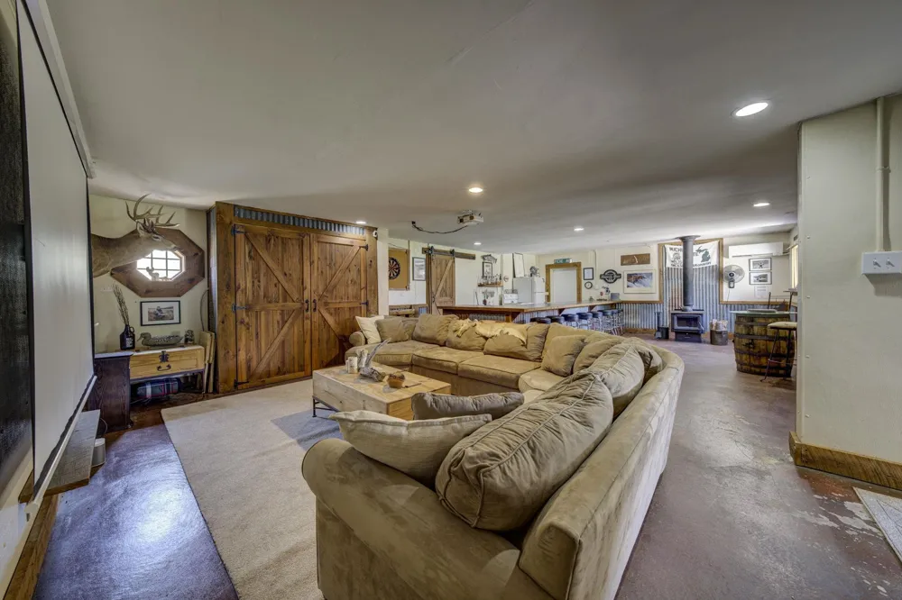 4135 Schoolcraft Kearney Township, MI 49615