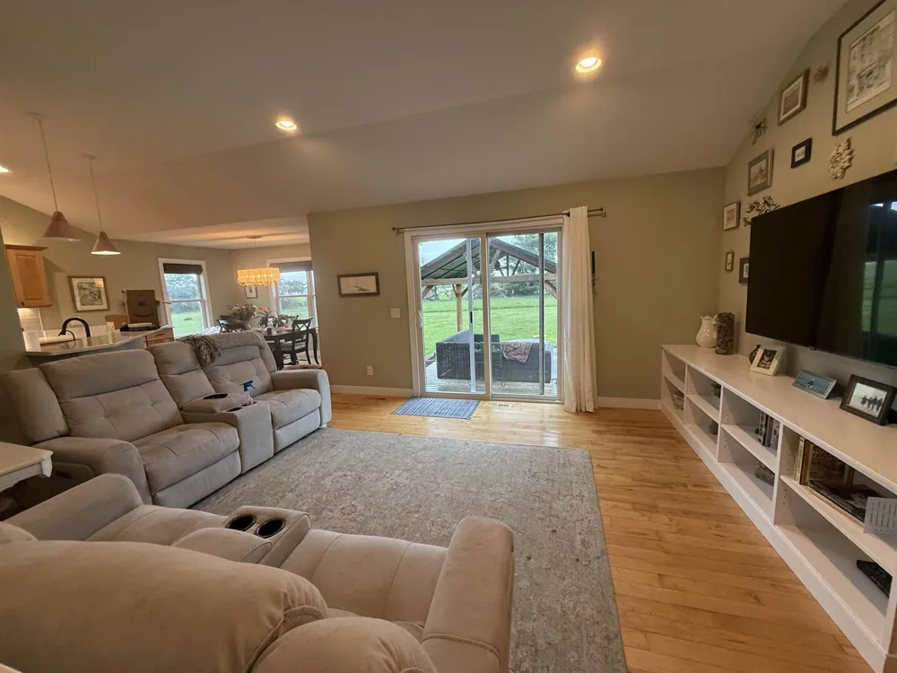 1364 Saffron Circle East Bay Township, MI 49696