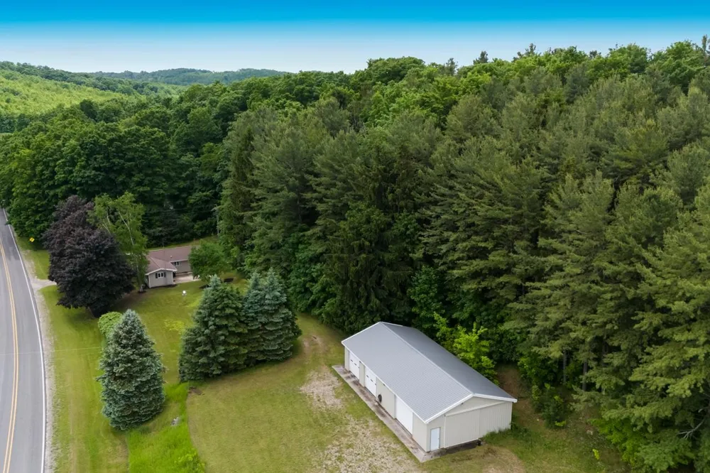 1551 Macksey Road Suttons Bay Township, MI 49682
