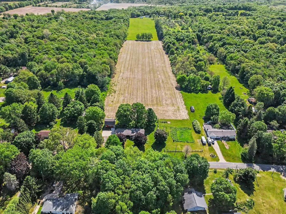 9880 16th Street Cooper Charter Township, MI 49080