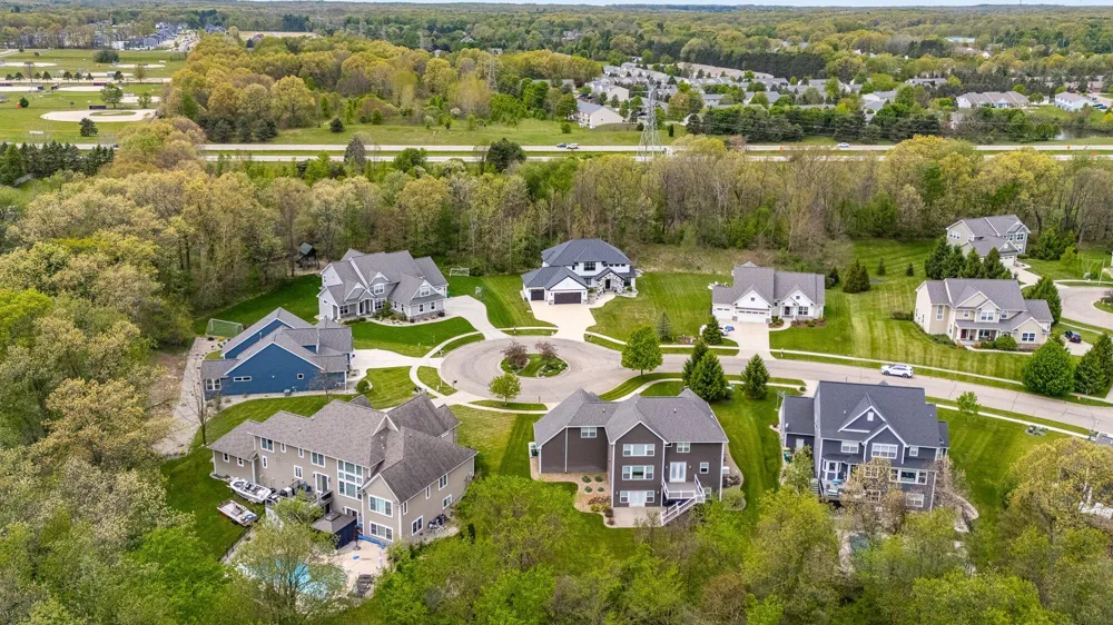 4010 Hollow Wood Drive Portage City, MI 49024