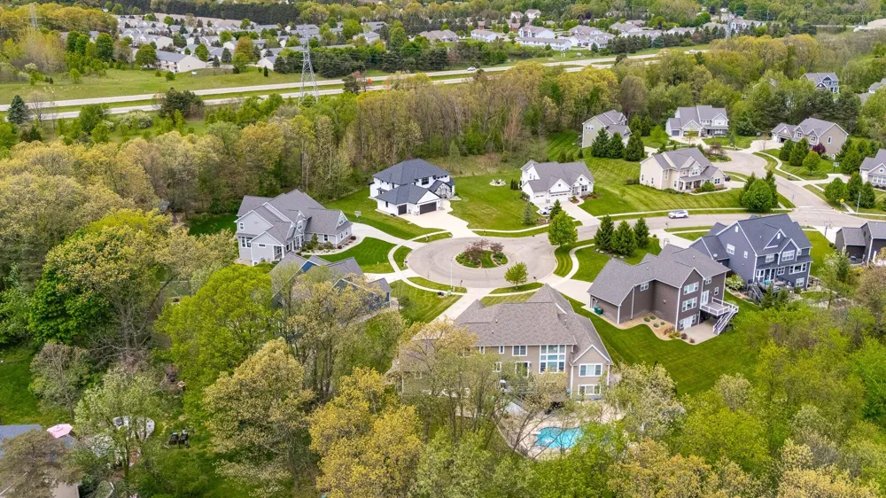 4010 Hollow Wood Drive Portage City, MI 49024