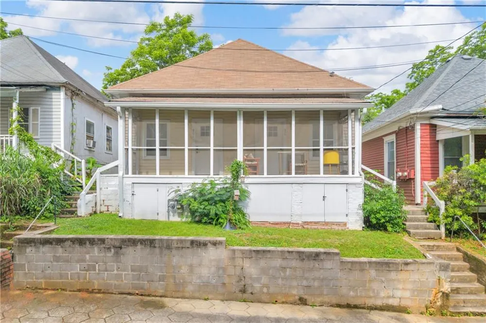 361 Cameron Street SE