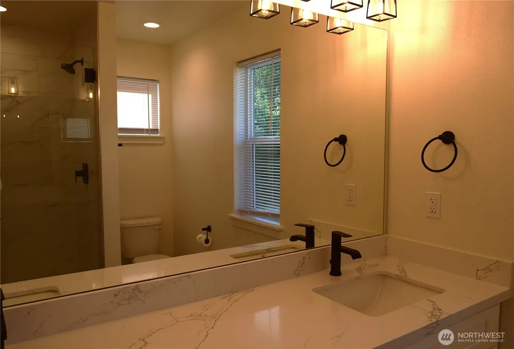 1055 Montague Avenue Darrington, WA 98241