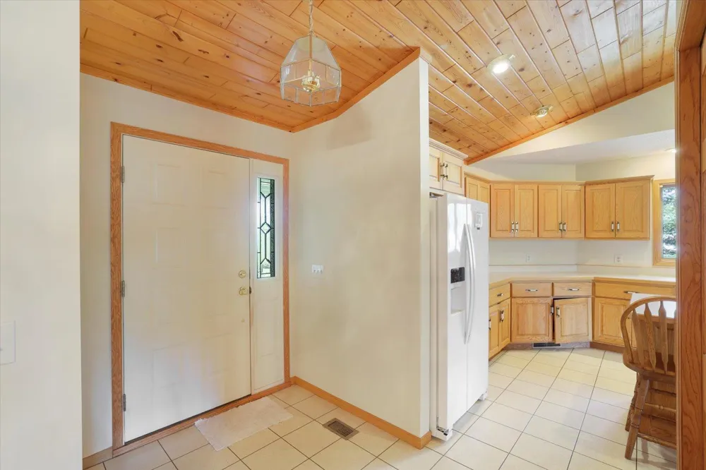 127 Eagle Drive Coleraine, MN 55722
