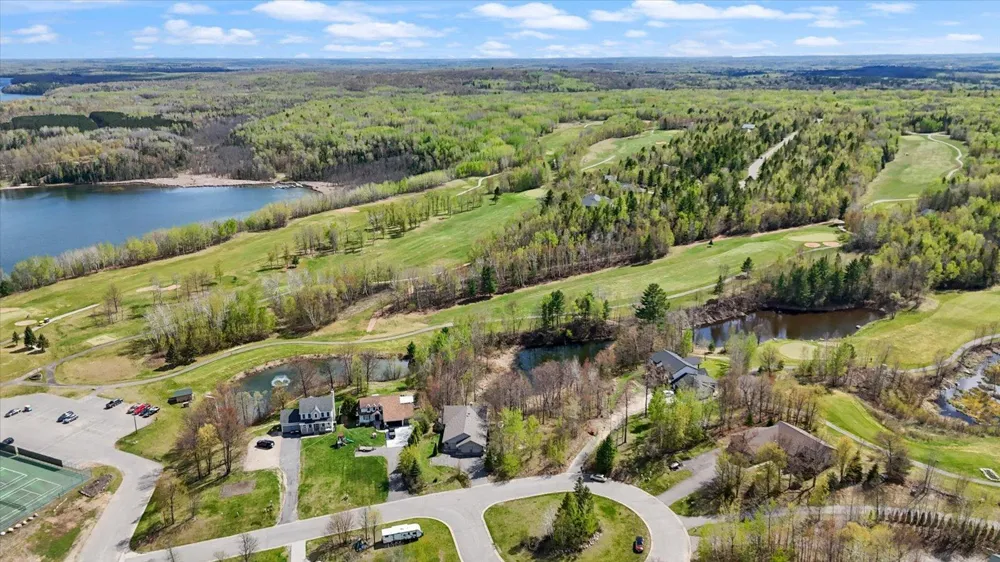 127 Eagle Drive Coleraine, MN 55722