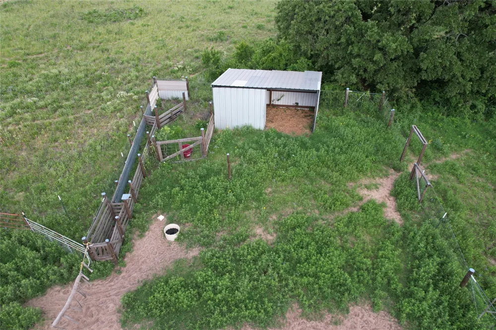 1166 County Road 403 Comanche, TX 76442