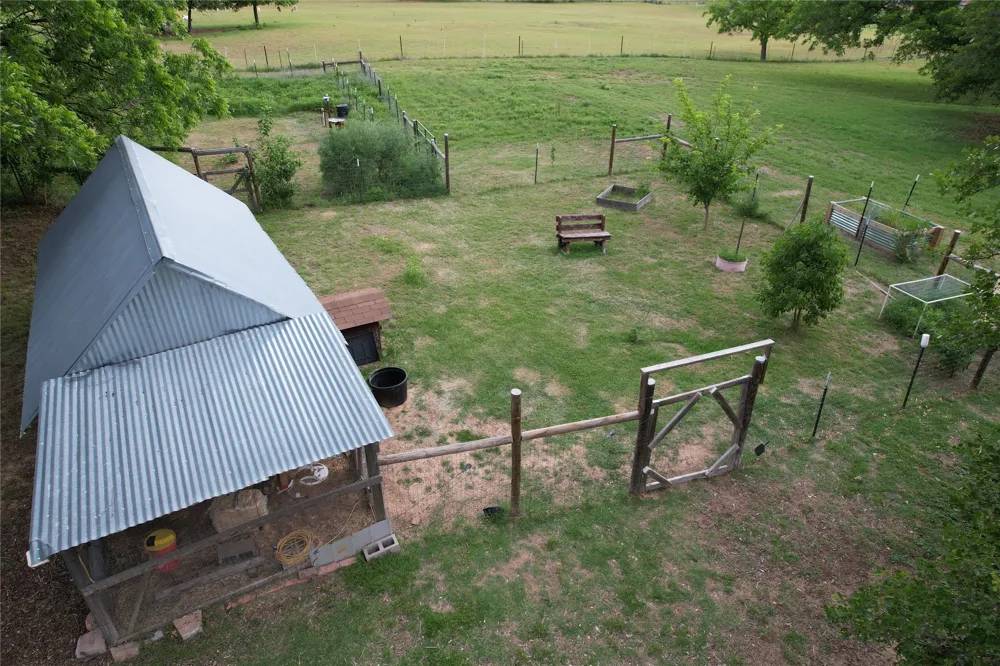 1166 County Road 403 Comanche, TX 76442