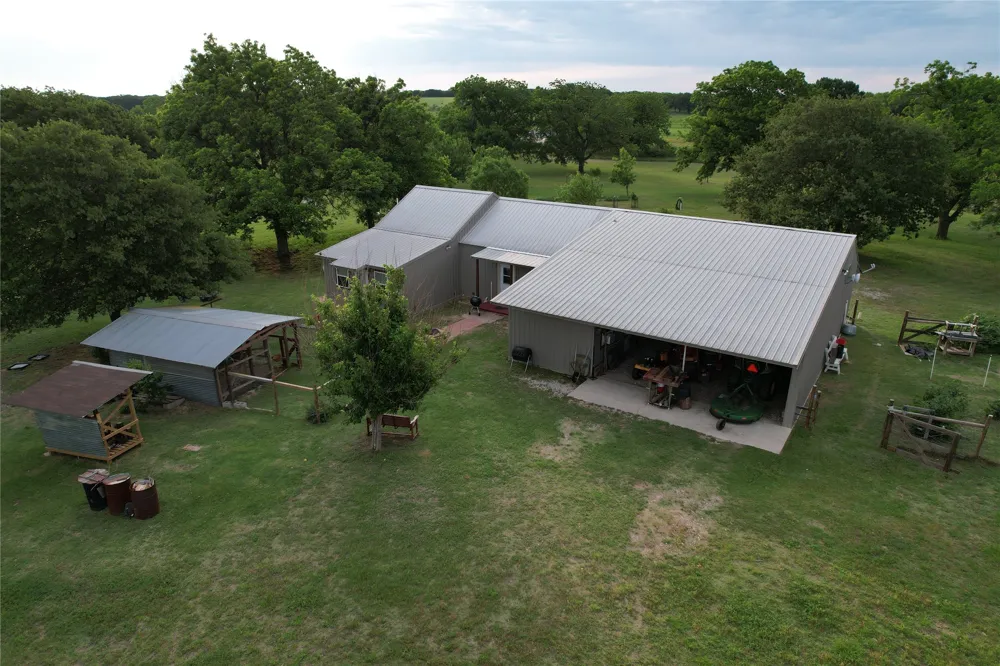 1166 County Road 403 Comanche, TX 76442