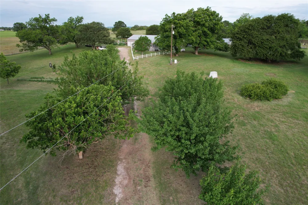 1166 County Road 403 Comanche, TX 76442