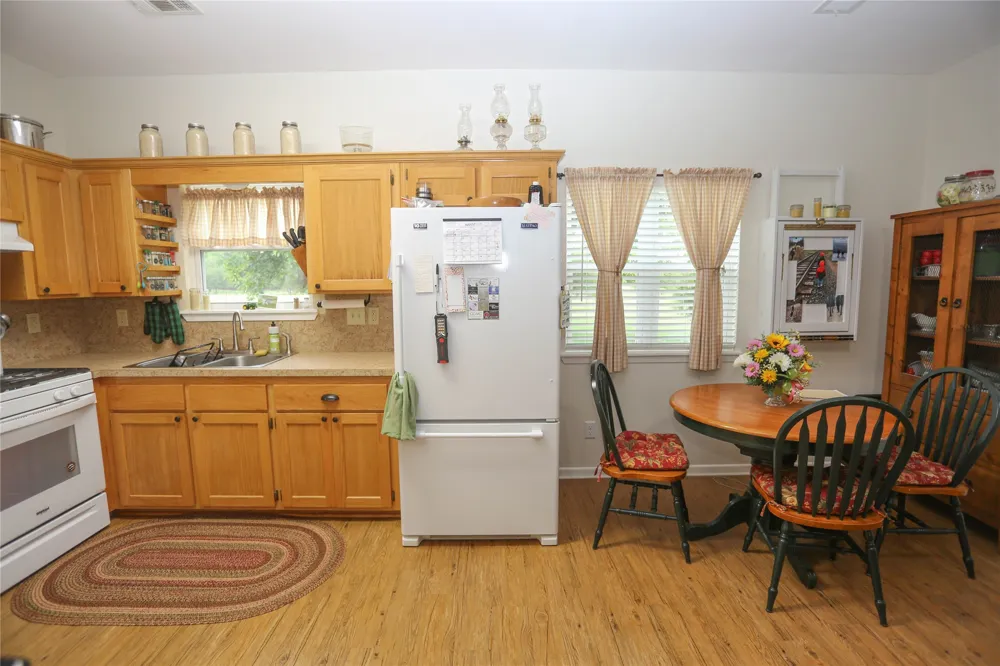 1166 County Road 403 Comanche, TX 76442