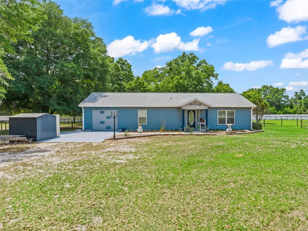 967 E HIGHWAY 316 Citra, FL 32113