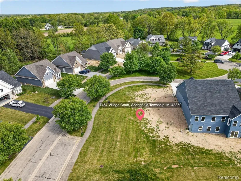 7457 Village Court Springfield Charter Township, MI 48350