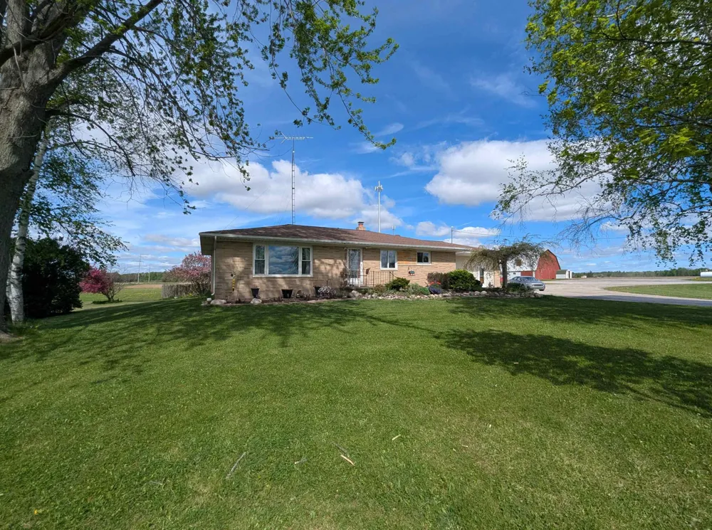 1171 M-65 Turner Township, MI 48766
