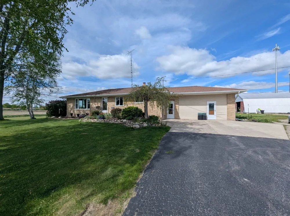 1171 M-65 Turner Township, MI 48766