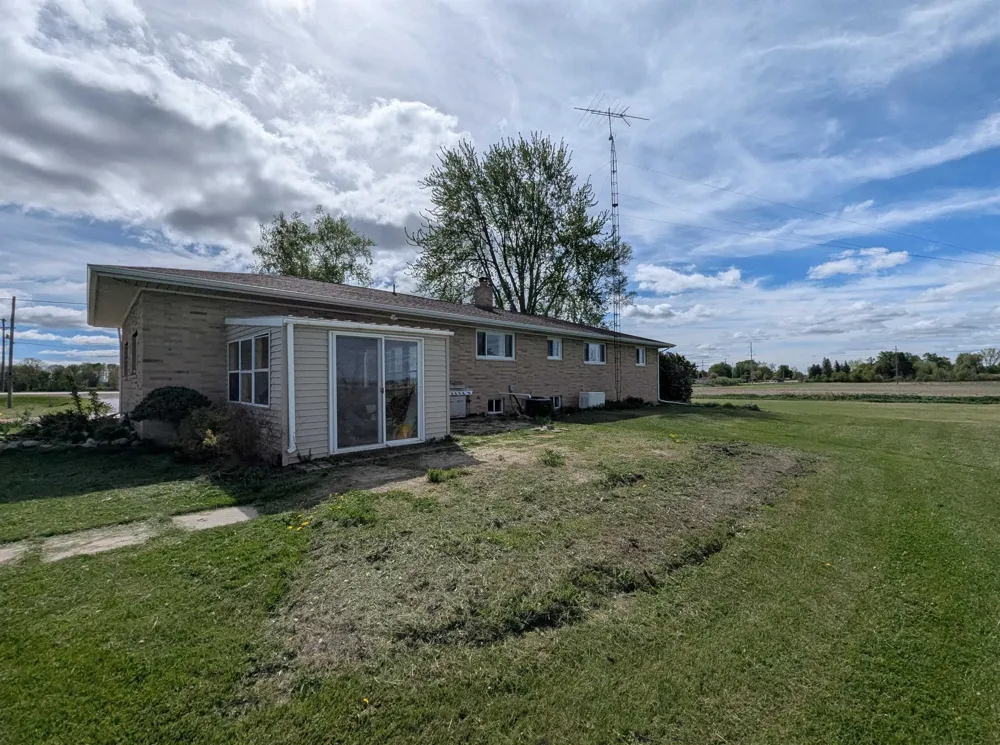1171 M-65 Turner Township, MI 48766