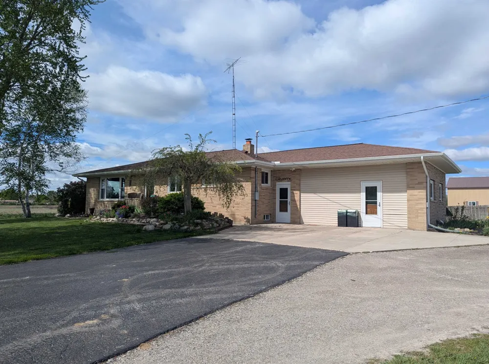 1171 M-65 Turner Township, MI 48766