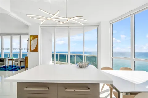 16001 Collins Ave #701