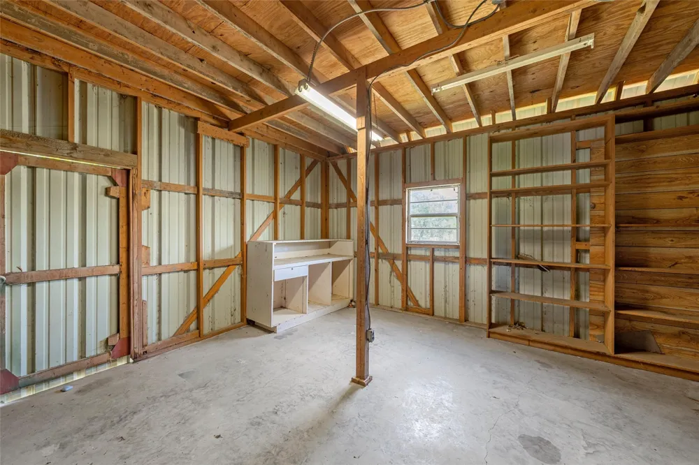 803 S Stallworth Rosebud, TX 76570