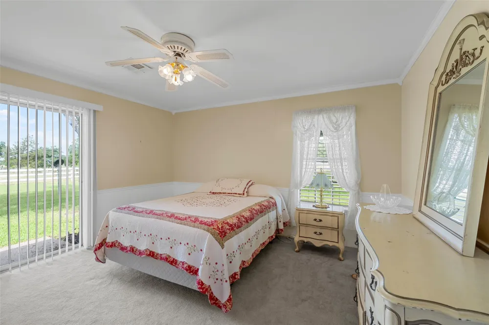 803 S Stallworth Rosebud, TX 76570