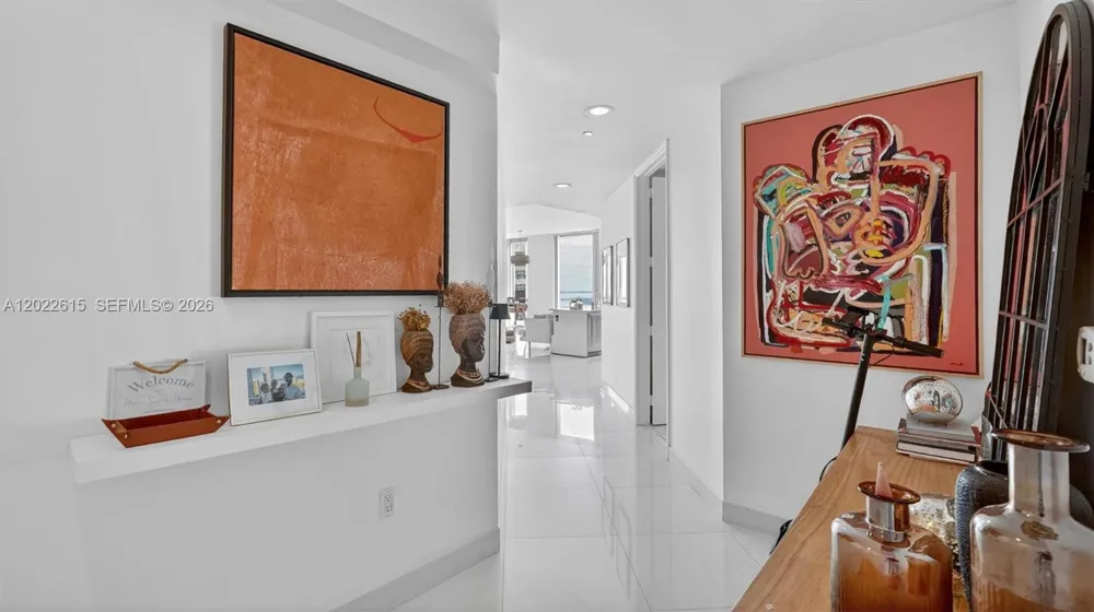 500 Brickell Ave #4102 Miami, FL 33131