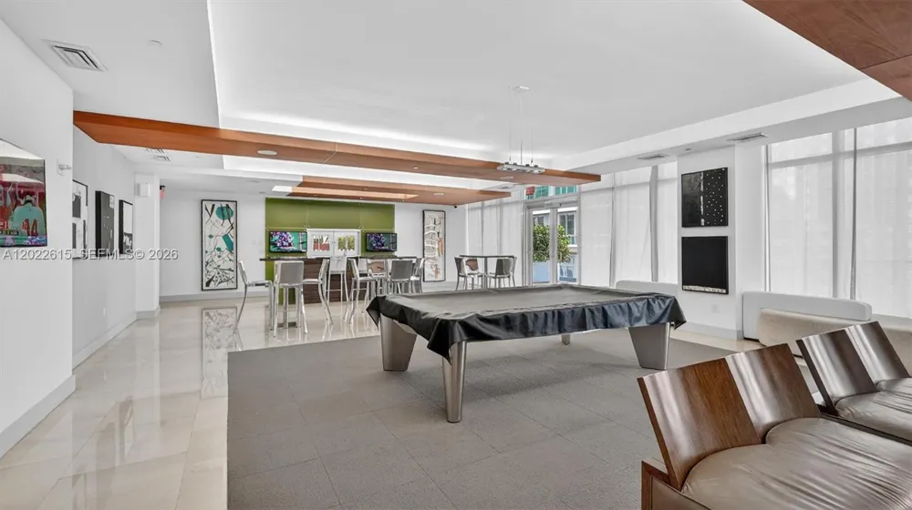 500 Brickell Ave #4102 Miami, FL 33131