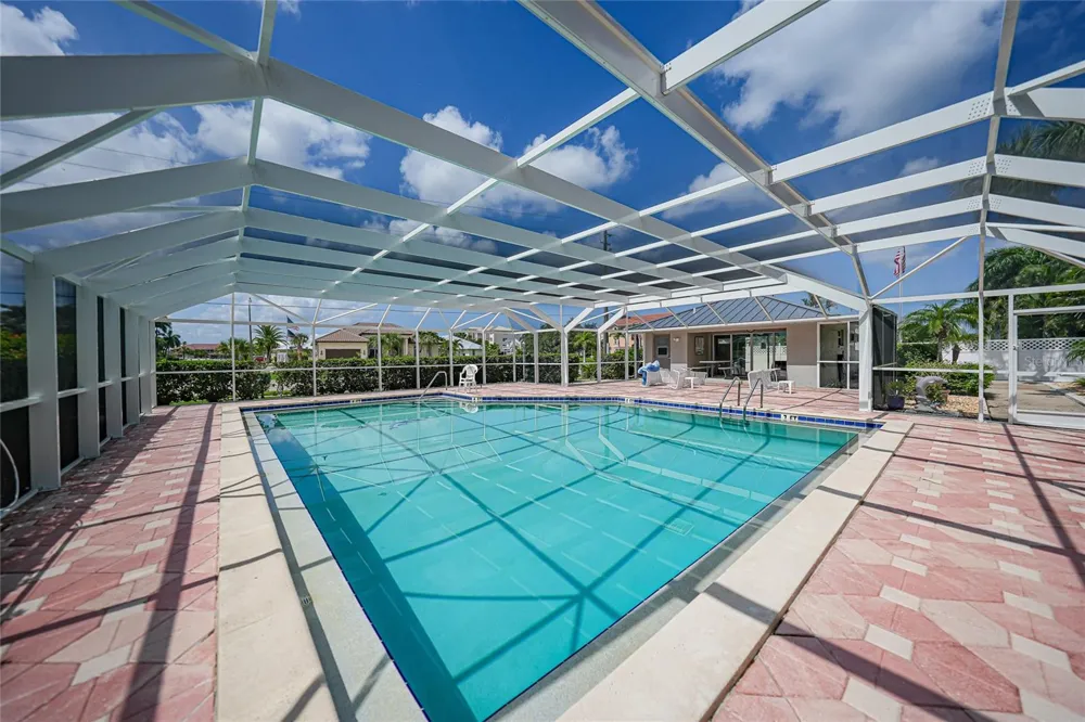1477 PARK BEACH CIRCLE #13 Punta Gorda, FL 33950