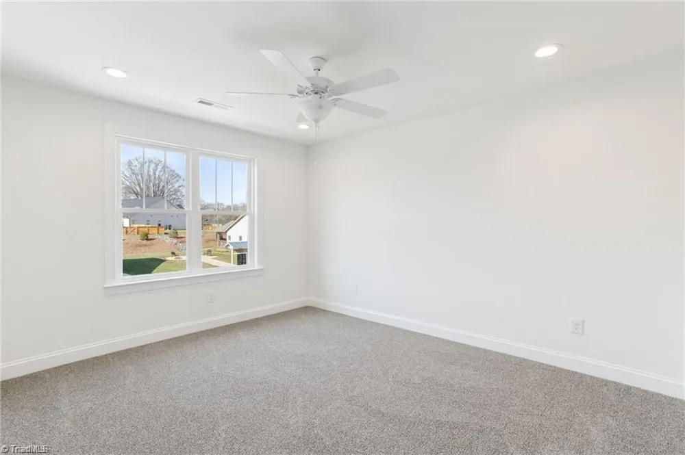 1675 Ashmead Lane Clemmons, NC 27012