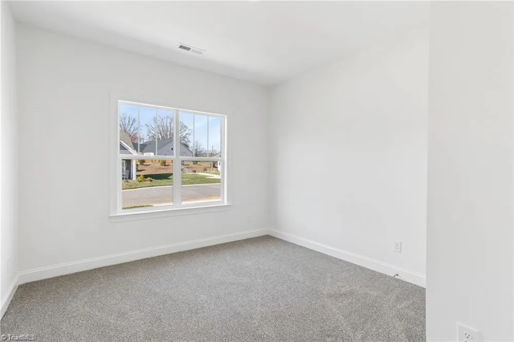 1675 Ashmead Lane Clemmons, NC 27012