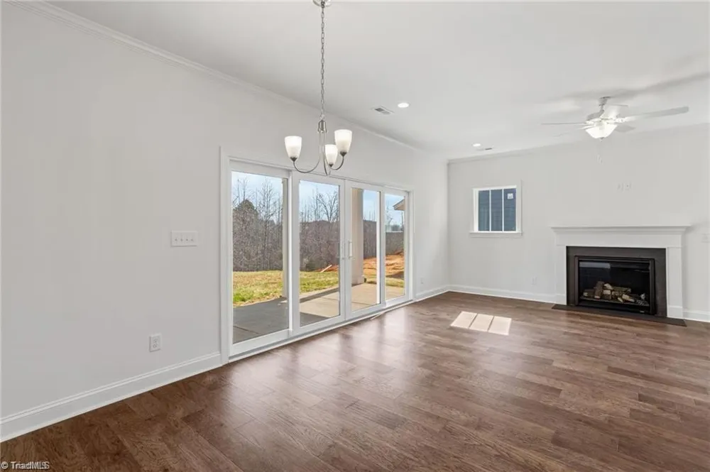 1675 Ashmead Lane Clemmons, NC 27012