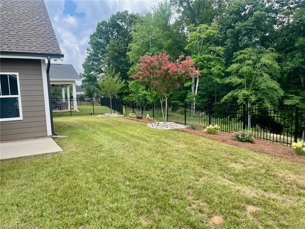 1675 Ashmead Lane Clemmons, NC 27012
