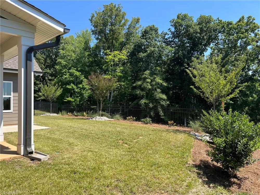 1675 Ashmead Lane Clemmons, NC 27012