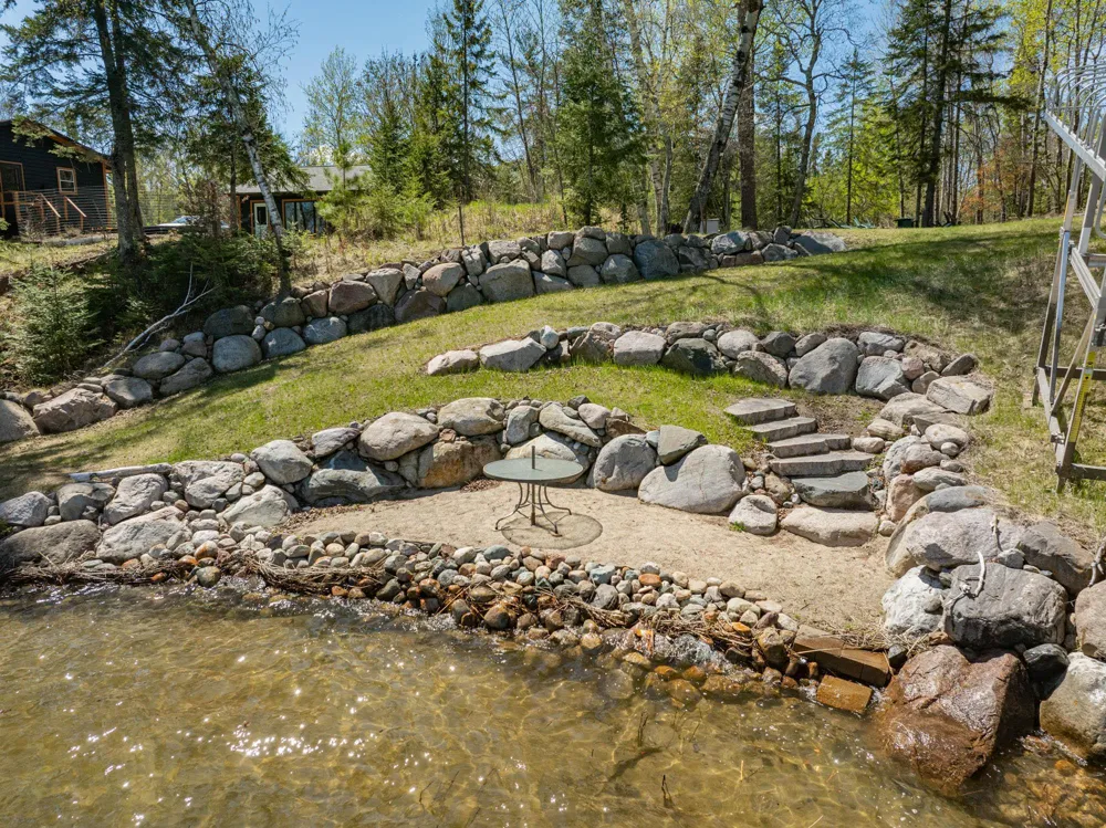 51748 Pine Point Lane Bigfork, MN 56628