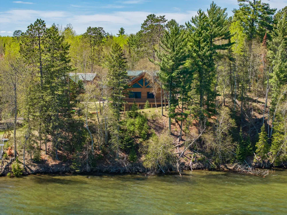 51748 Pine Point Lane Bigfork, MN 56628