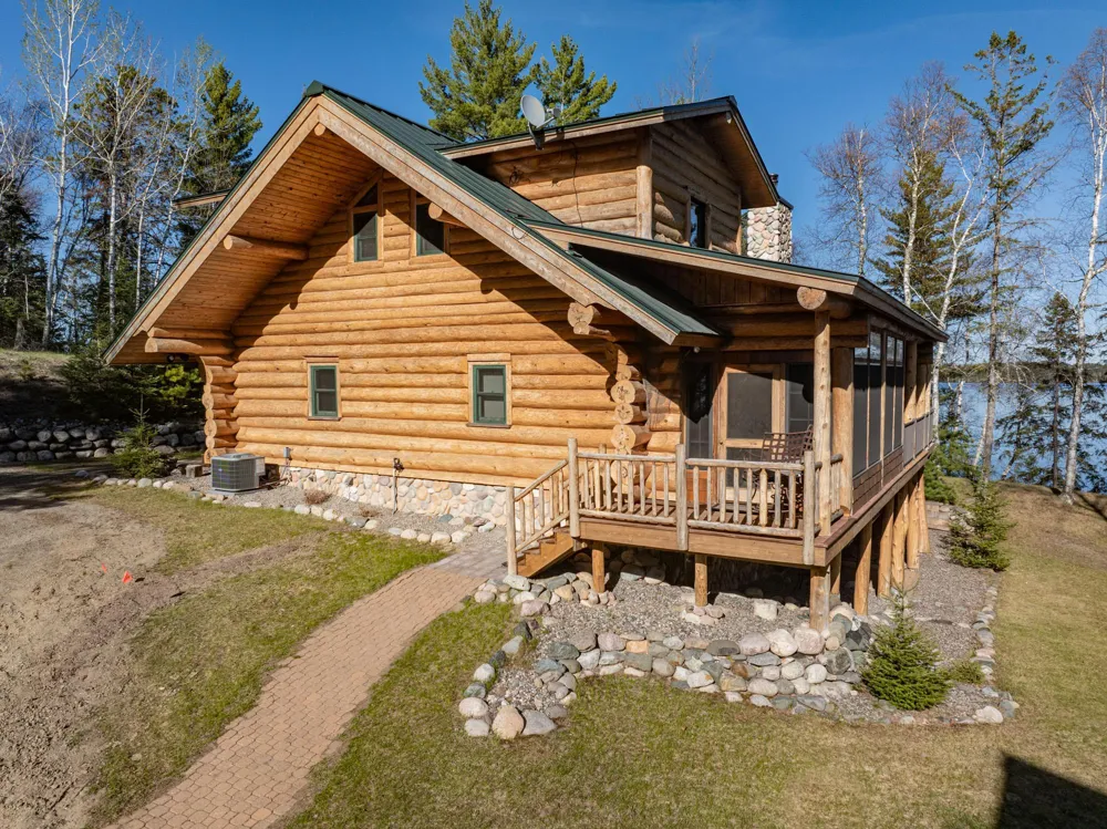 51748 Pine Point Lane Bigfork, MN 56628