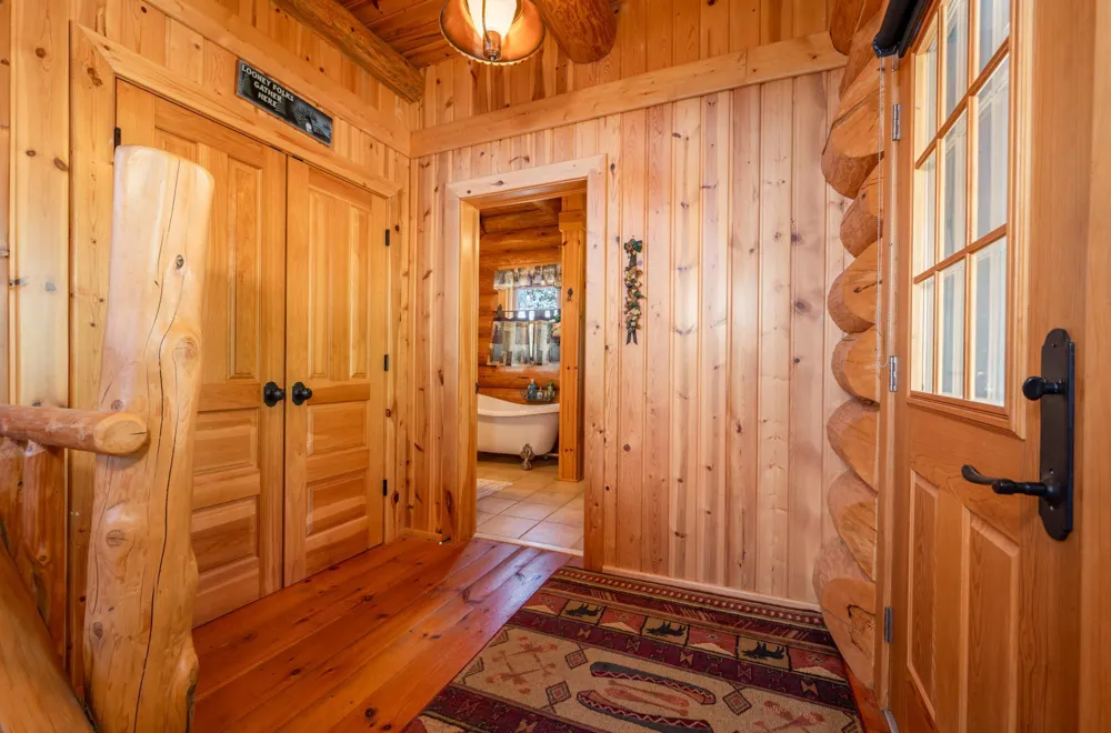 51748 Pine Point Lane Bigfork, MN 56628