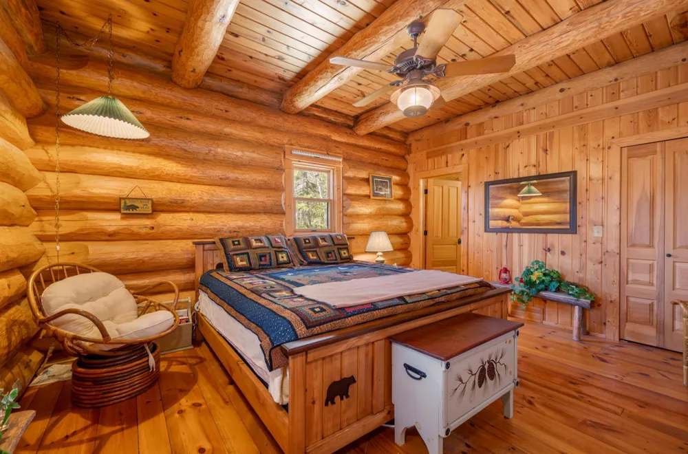 51748 Pine Point Lane Bigfork, MN 56628