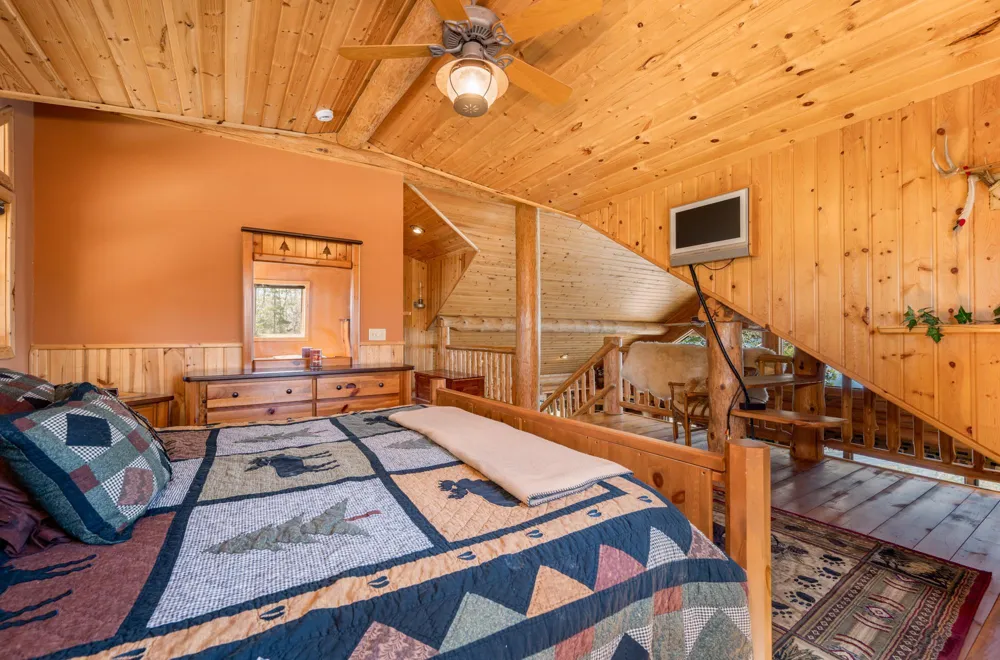51748 Pine Point Lane Bigfork, MN 56628