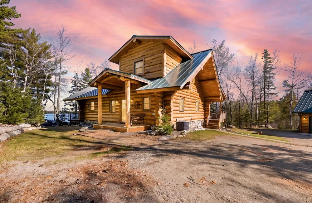 51748 Pine Point Lane Bigfork, MN 56628