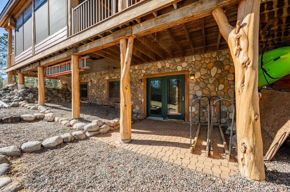 51748 Pine Point Lane Bigfork, MN 56628