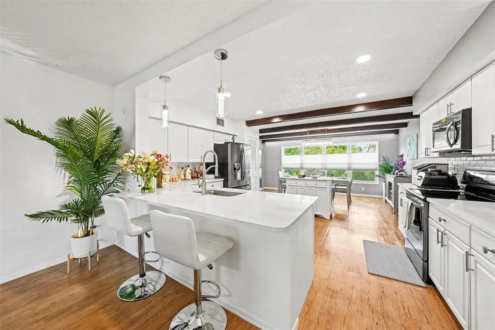 2284 PHILIPPINE DRIVE #69 Clearwater, FL 33763