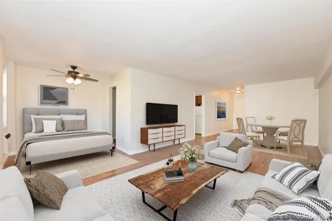 4 Birchwood Court #2P