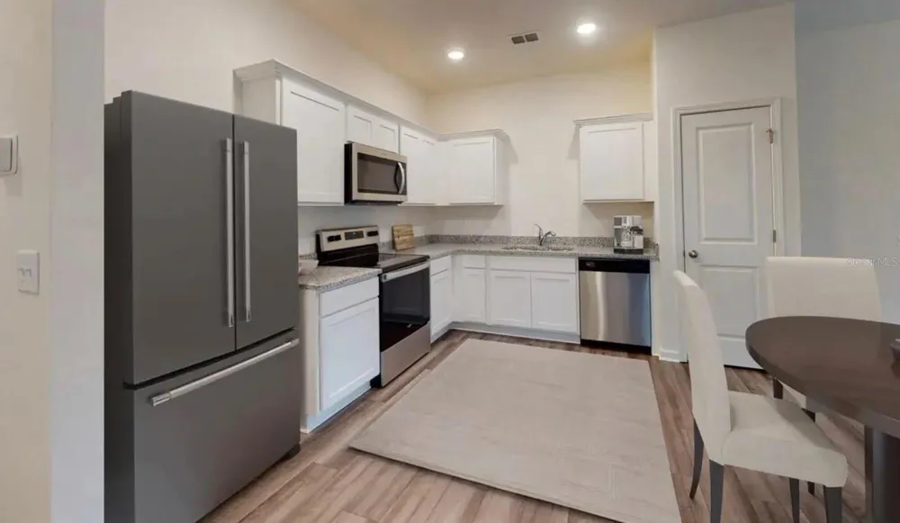 6195 DAERR RIDGE ST STREET Zephyrhills, FL 33542