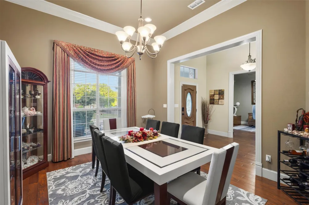 105 Country Ridge Court Red Oak, TX 75154